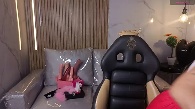 Lynn turner online show from April 2026 03:05:02 PM