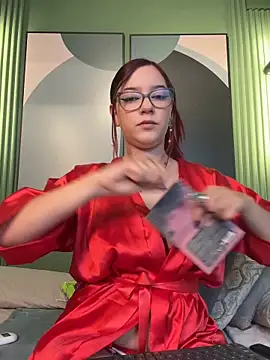 LiliCoxx online show from April 2026 01:03:01 PM