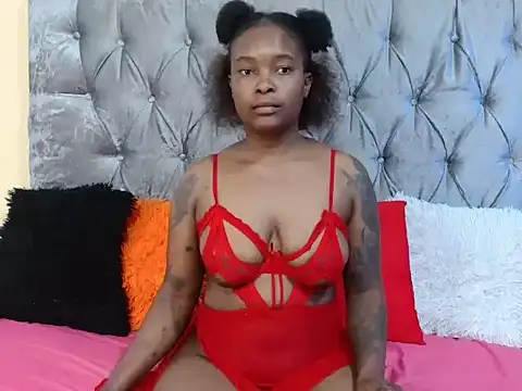 Snapshot of Lavendaxxx chatting on February 2026 02:31:02 PM Lavendaxxx online show from February 2026 02:31:02 PM