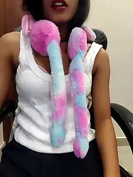 -Sapna001 online show from February 2026 07:43:01 PM