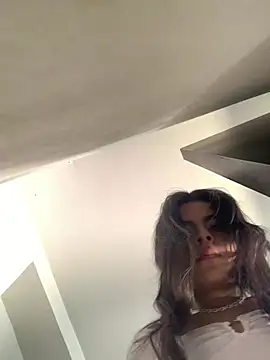 KarelyMitchel online show from April 2026 04:27:01 PM