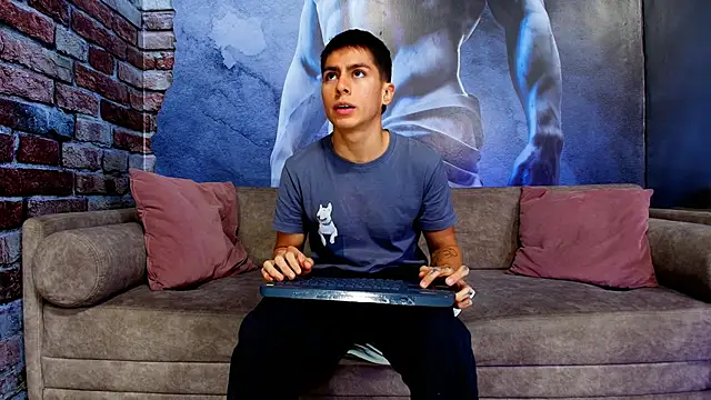 Aron pulse online show from February 2026 01:19:02 PM