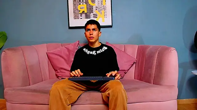 Aron pulse online show from March 2026 01:26:01 PM