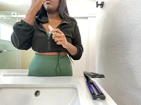 Anadia Starr online show from June 2026 06:14:01 PM