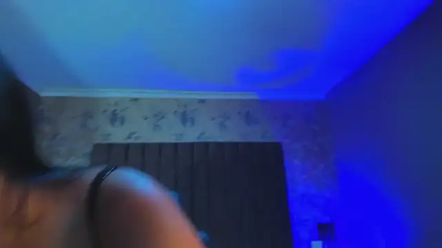 sophiegriffin online show from April 2026 11:56:01 AM