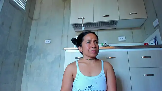 chiarafustox online show from March 2026 08:57:01 PM