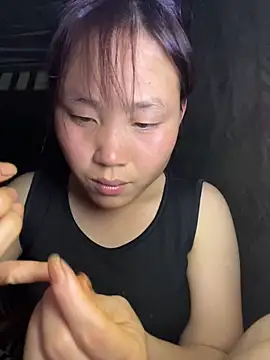 kekely online show from April 2026 03:45:01 PM