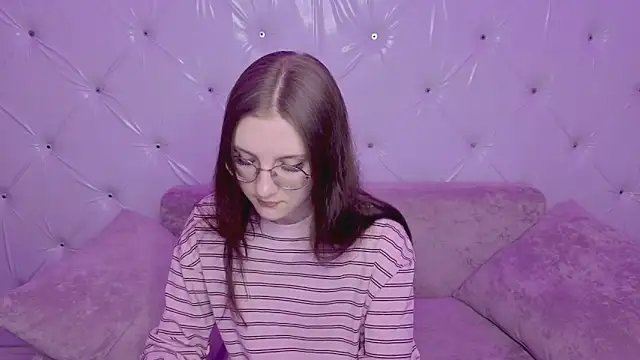 VixenLight online show from February 2026 02:42:02 AM