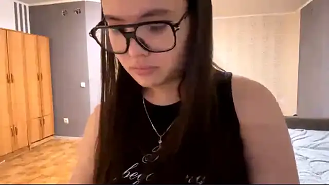 Ayazyn online show from February 2026 01:32:02 PM