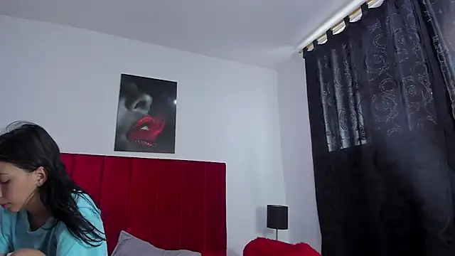 Snapshot of ThiagoKarla chatting on February 2026 06:15:02 PM ThiagoKarla online show from February 2026 06:15:02 PM