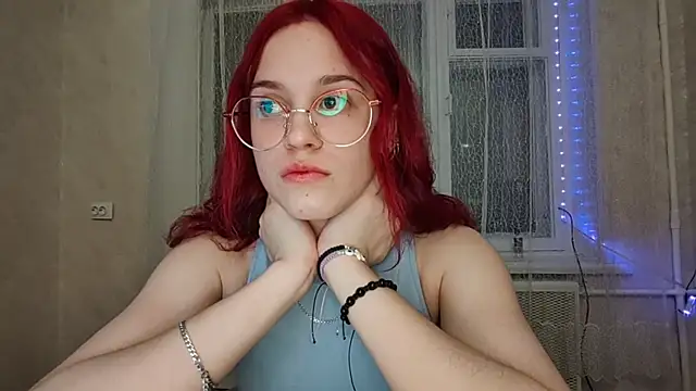 CalandraRolon online show from February 2026 07:34:02 PM