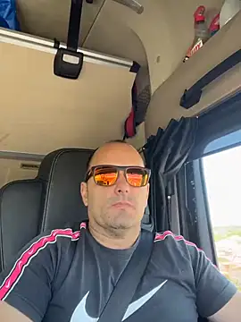kipsy0 online show from June 2026 01:23:01 PM