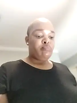 Snapshot of NAUGHTYSQUIRTER21 chatting on February 2026 07:17:02 PM NAUGHTYSQUIRTER21 online show from February 2026 07:17:02 PM