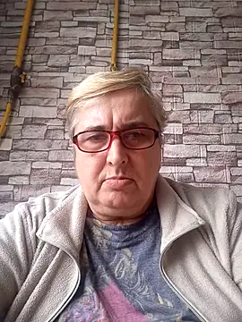 Snapshot of SusanStar874 chatting on July 2026 03:43:01 PM SusanStar874 online show from July 2026 03:43:01 PM