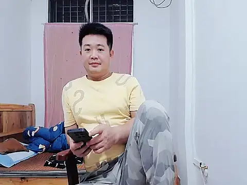 wwwhh777 online show from April 2026 01:54:02 PM