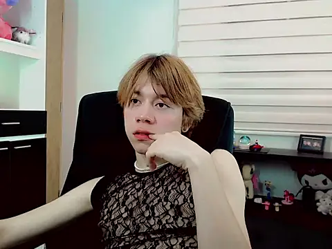 duvisex19 online show from March 2026 04:35:01 AM