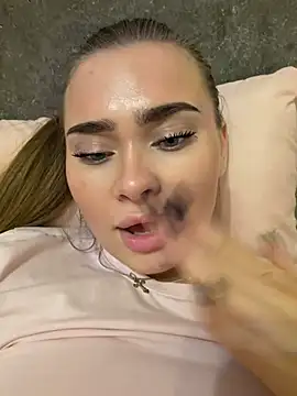 MonicaWestt online show from June 2026 07:15:01 PM