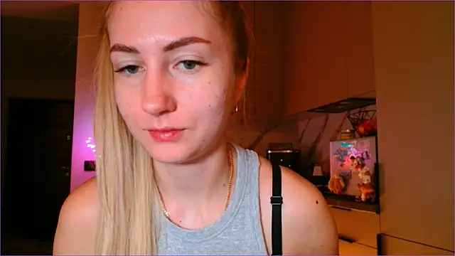 BluueSilk online show from February 2026 06:18:02 AM