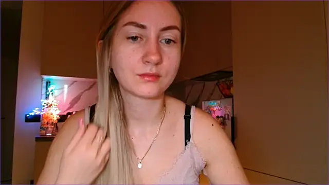 BluueSilk online show from February 2026 06:09:01 AM