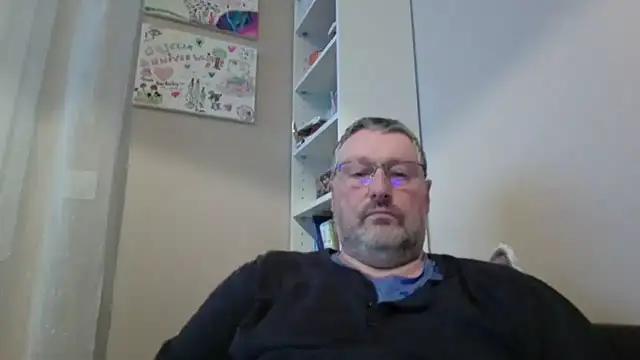 doudou310 online show from February 2026 04:19:02 AM