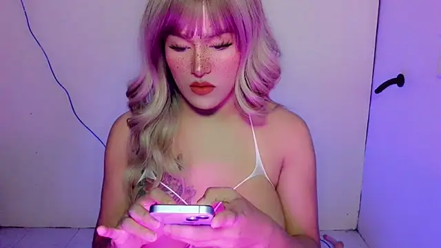 ChloeAsian online show from April 2026 09:18:01 AM