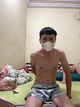 holl110 online show from February 2026 12:39:02 PM