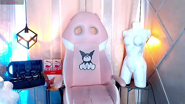 Walkers05 online show from April 2026 05:43:02 PM