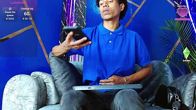 Walkers05 online show from April 2026 05:12:02 PM