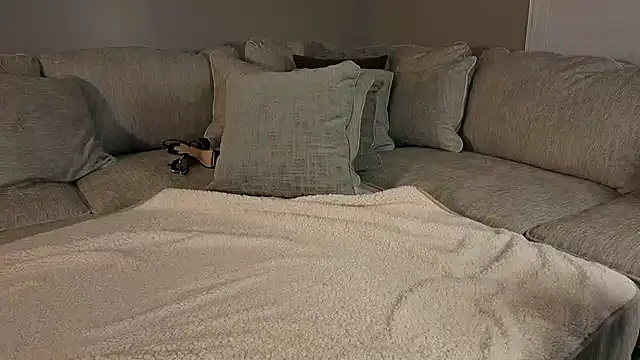 Snapshot of Hot_Wife_Amber chatting on February 2026 06:11:02 AM Hot Wife Amber online show from February 2026 06:11:02 AM