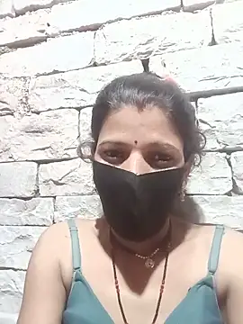 Snapshot of Divya-11431 chatting on June 2026 05:24:02 PM Divya-11431 online show from June 2026 05:24:02 PM