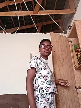 Snapshot of Sexylionessxx27 chatting on February 2026 06:51:02 AM Sexylionessxx27 online show from February 2026 06:51:02 AM