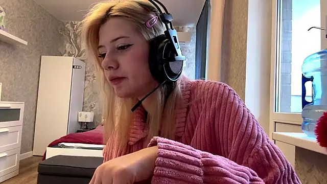 LadyFoxLove online show from February 2026 10:07:02 AM