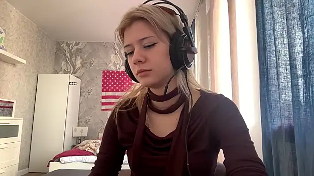 LadyFoxLove online show from March 2026 11:01:02 AM