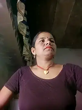 Snapshot of Pooja_sahu chatting on May 2026 06:04:02 PM Pooja sahu online show from May 2026 06:04:02 PM