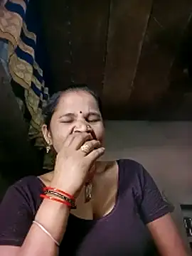 Snapshot of Pooja_sahu chatting on May 2026 05:05:02 AM Pooja sahu online show from May 2026 05:05:02 AM