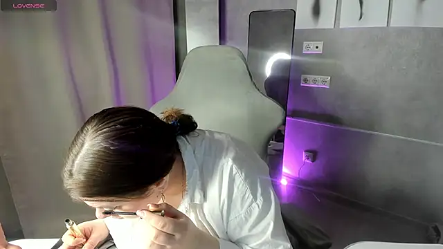 Valery Grand online show from February 2026 01:17:01 AM