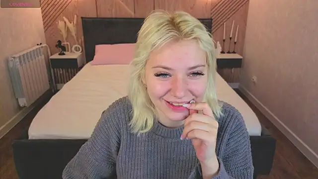 Kate Krose online show from April 2026 01:10:02 AM