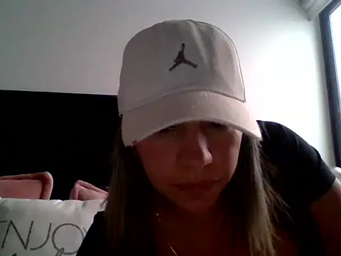 Ambar Cortes online show from February 2026 08:24:02 PM