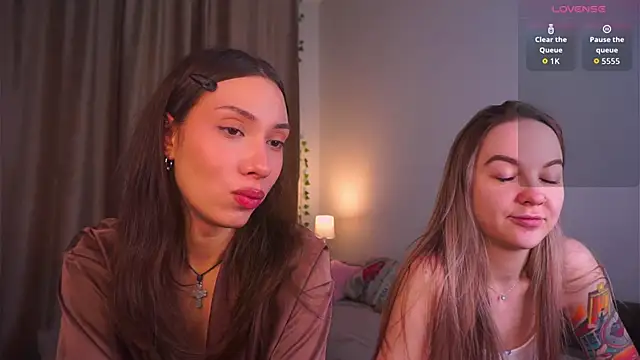 AricaPetties online show from April 2026 10:38:02 AM