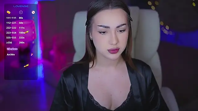 OliviaMoore  online show from February 2026 07:02:02 AM