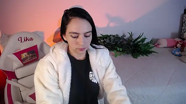 lika little0 online show from February 2026 10:52:01 PM