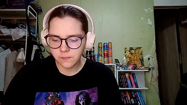 VannessaDillenbeck online show from March 2026 07:15:01 AM