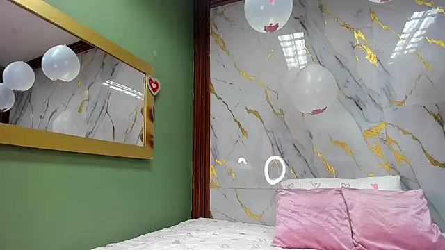 Amanda Rossi online show from February 2026 03:54:01 PM