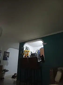 kauzZhomi online show from February 2026 10:53:02 AM