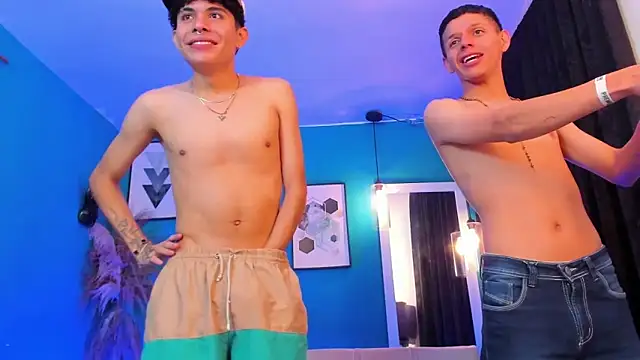 Snapshot of DesiresOfOlympus_ chatting on February 2026 10:47:01 AM DesiresOfOlympus online show from February 2026 10:47:01 AM