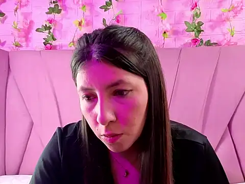 EmberCooper  online show from February 2026 01:32:01 AM