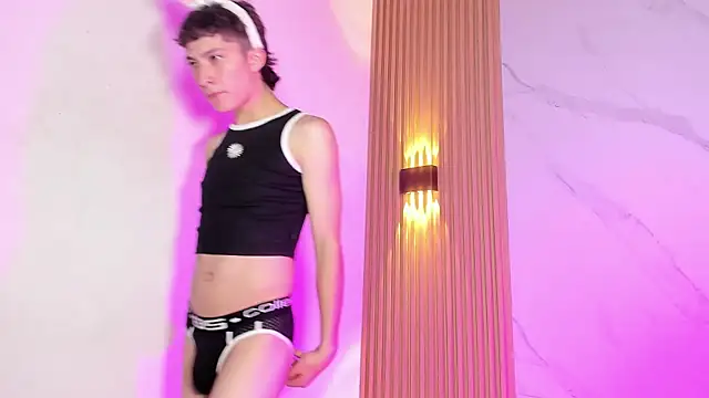 Noah Kirk  online show from February 2026 04:06:01 AM