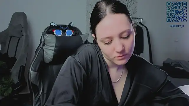 Snapshot of Holy_Kveta chatting on May 2026 03:11:02 AM Holy Kveta online show from May 2026 03:11:02 AM