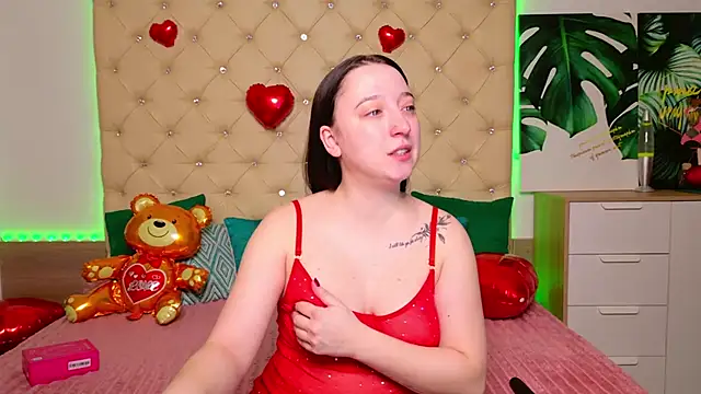 AwaMax online show from February 2026 05:56:01 AM