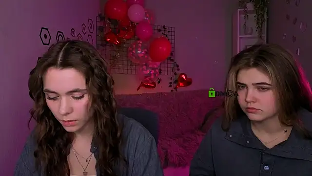 laurenmurrr online show from February 2026 11:11:01 AM